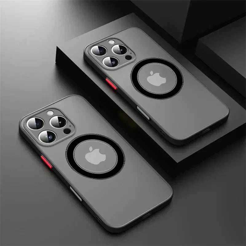 Coque MagSafe anti-choc noire pour iPhone finition mate