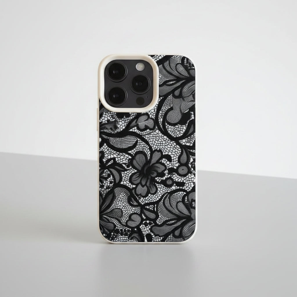 Coque iPhone dentelle noire et blanc